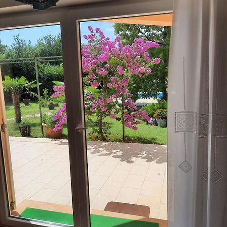 Villa Di Te Nema Pula Exteriör bild