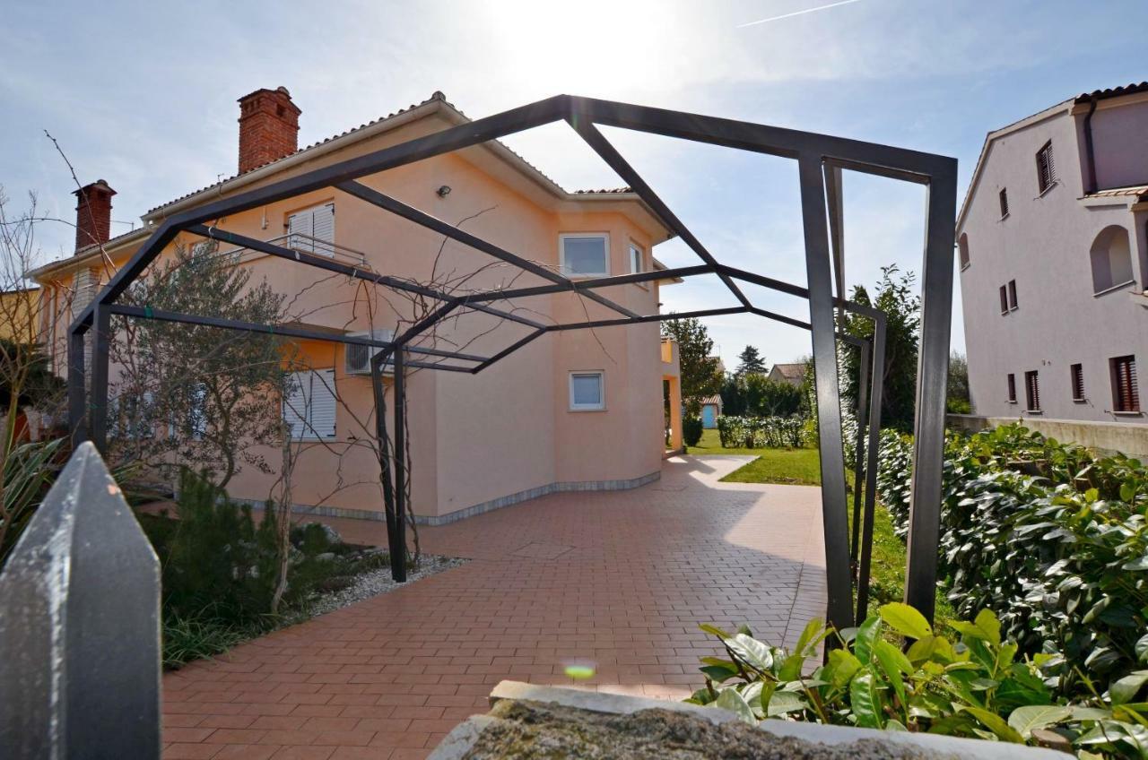 Villa Di Te Nema Pula Exteriör bild
