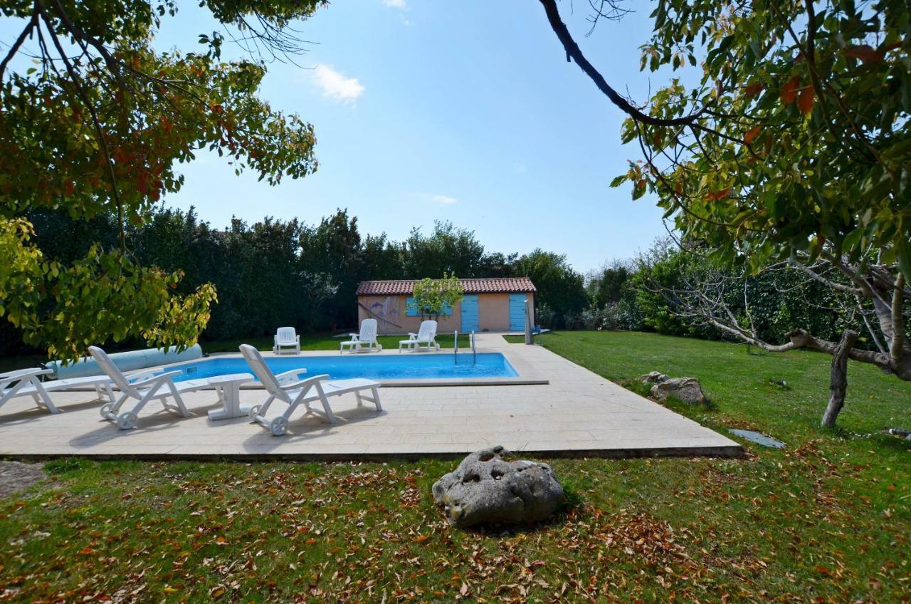 Villa Di Te Nema Pula Exteriör bild