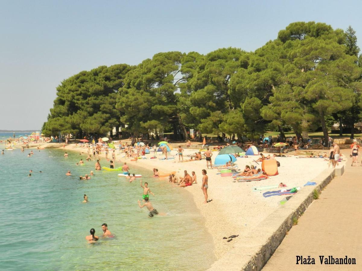 Villa Di Te Nema Pula Exteriör bild